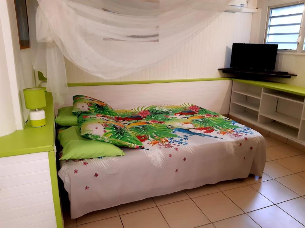 Sainte-Luce 2 T1 Hibiscus Et Colibris Apartment ภายนอก รูปภาพ